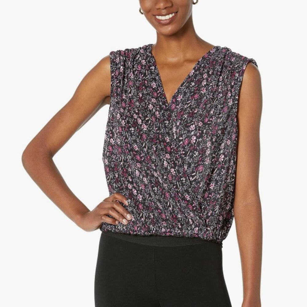 * BOBEAU ~ Nordstrom Sleeveless Surplice Blouse Top Medium Flirty Floral